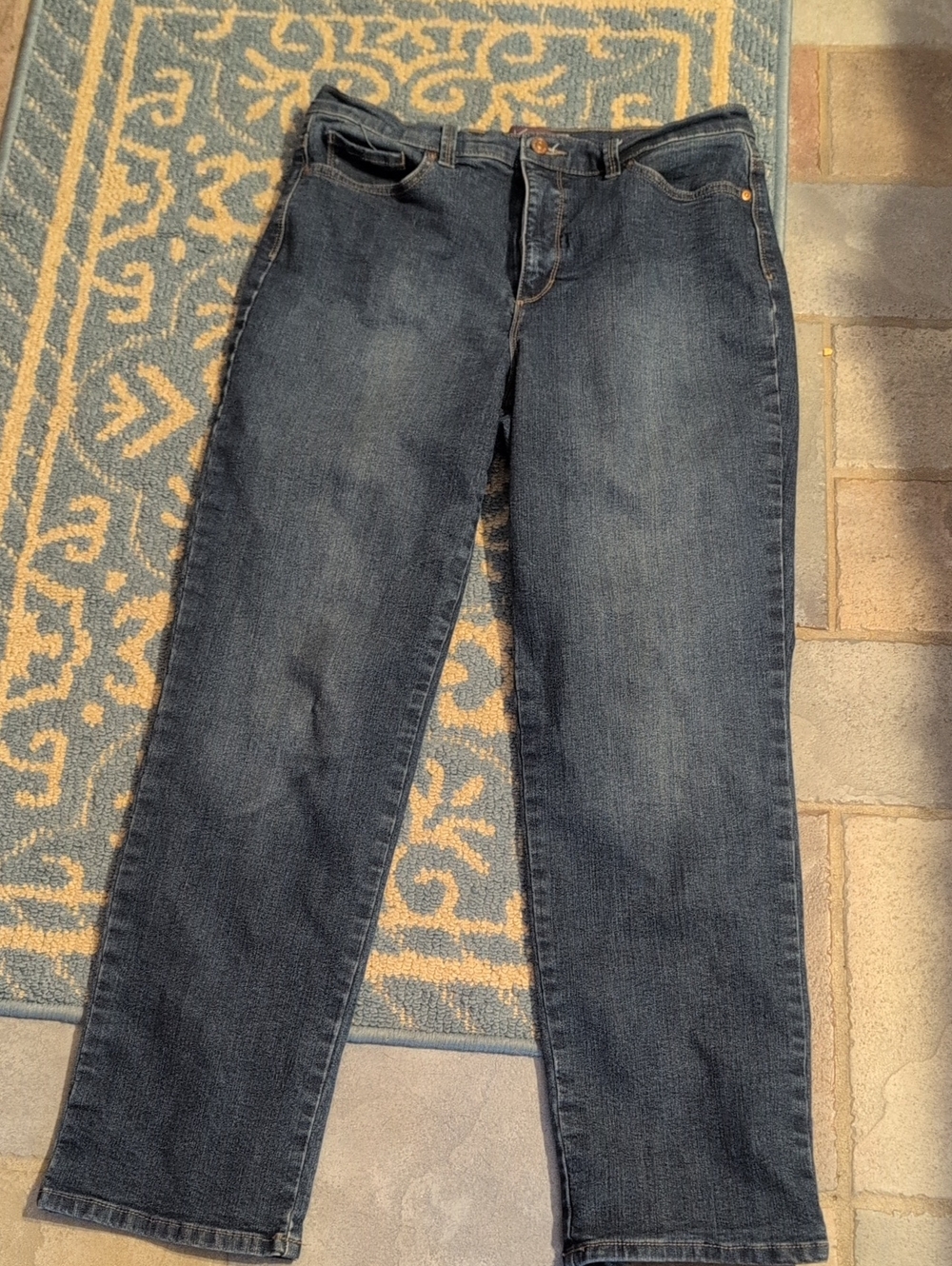 Gloria Vanderbilt Indigo Straight Leg Jeans